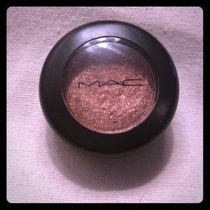 MAC Mythology Eyeshadow - Used
Lustre Shade